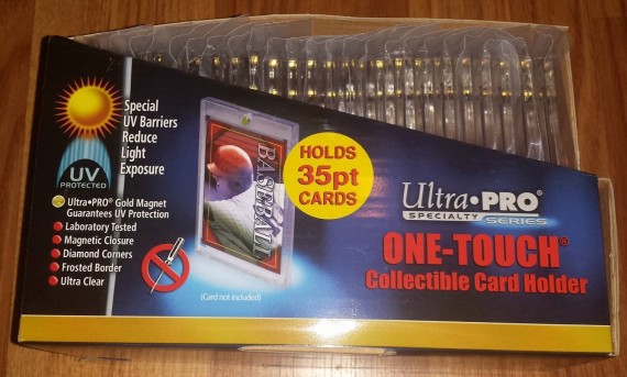 Ultra PRO 35PT UV One Touch Magnetic Holder - Display (25 count)