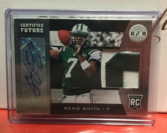 2013 NFL TOTALLY CERTIFIED GENO SMITH RC 2 COLOR PATCH AUTOGRAPH - NY JETS #43/49