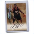 1999-00 SkyBox Premium Autographics #91 Theo Ratliff - Philadelphia 76ers