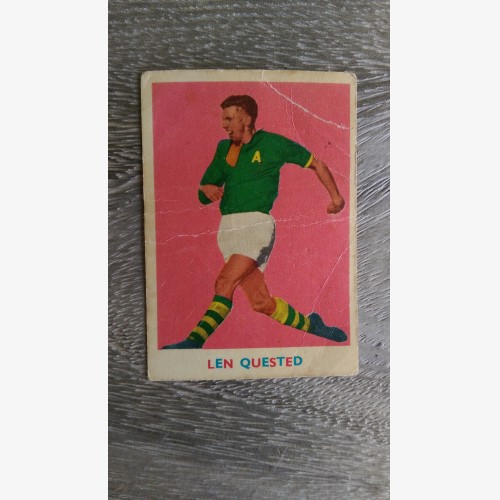 1963 Scanlens Len Quested soccer card